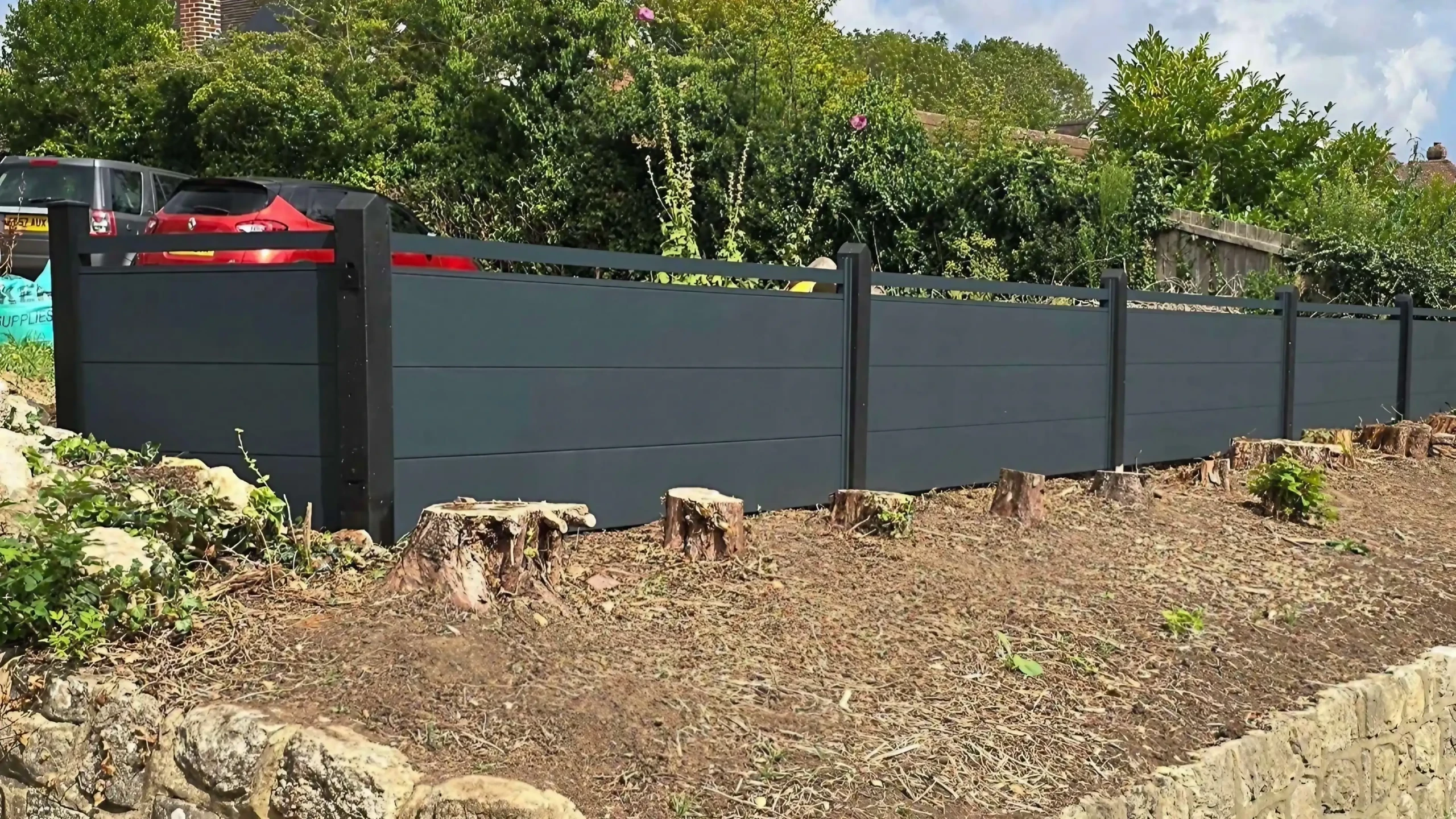 A-Fence-Aluminium-Fencing-After-scaled